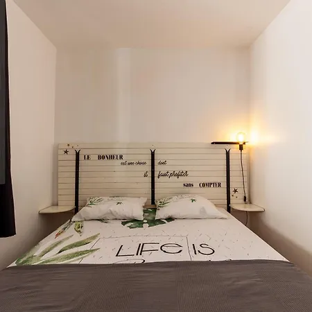 Apartment Joli Dans Les Rues Pietonnes Sanary-sur-Mer